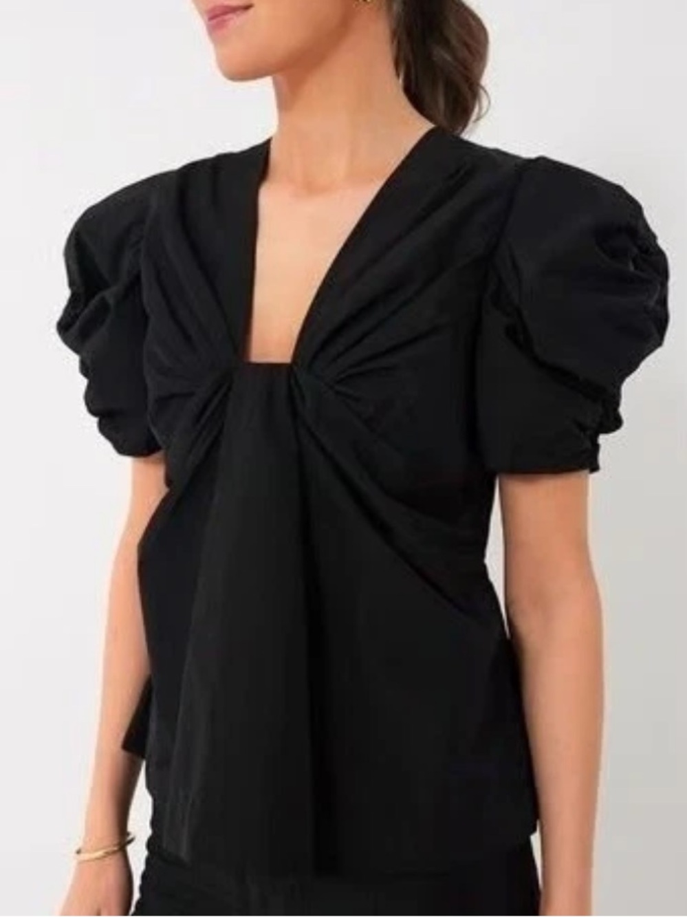 Hyacinth House by Tuckernuck Aubrey Puff Sleeve Black Blouse Size L NWT
